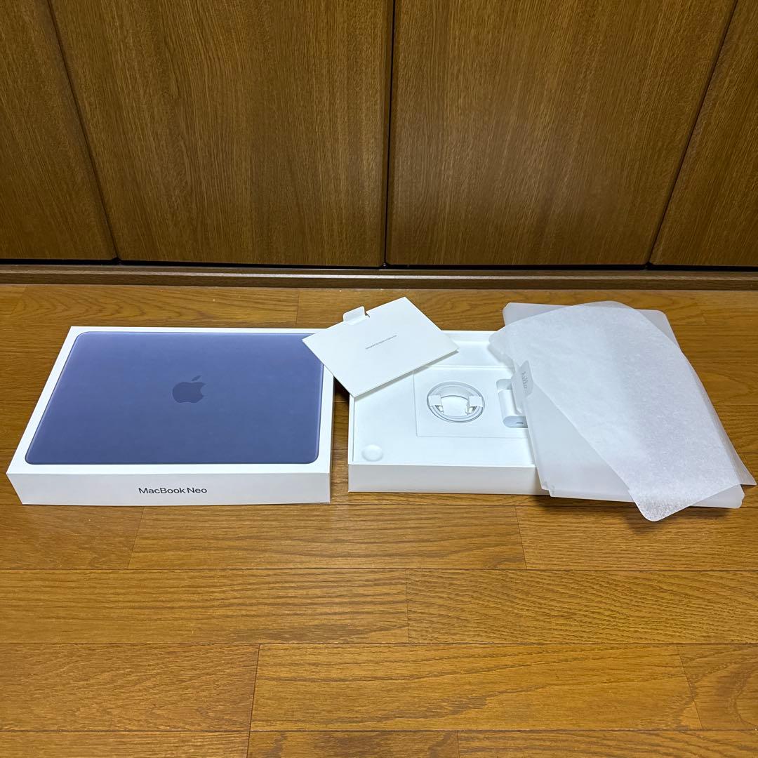 hiro君　Apple MacBook neo インディゴ　512GB