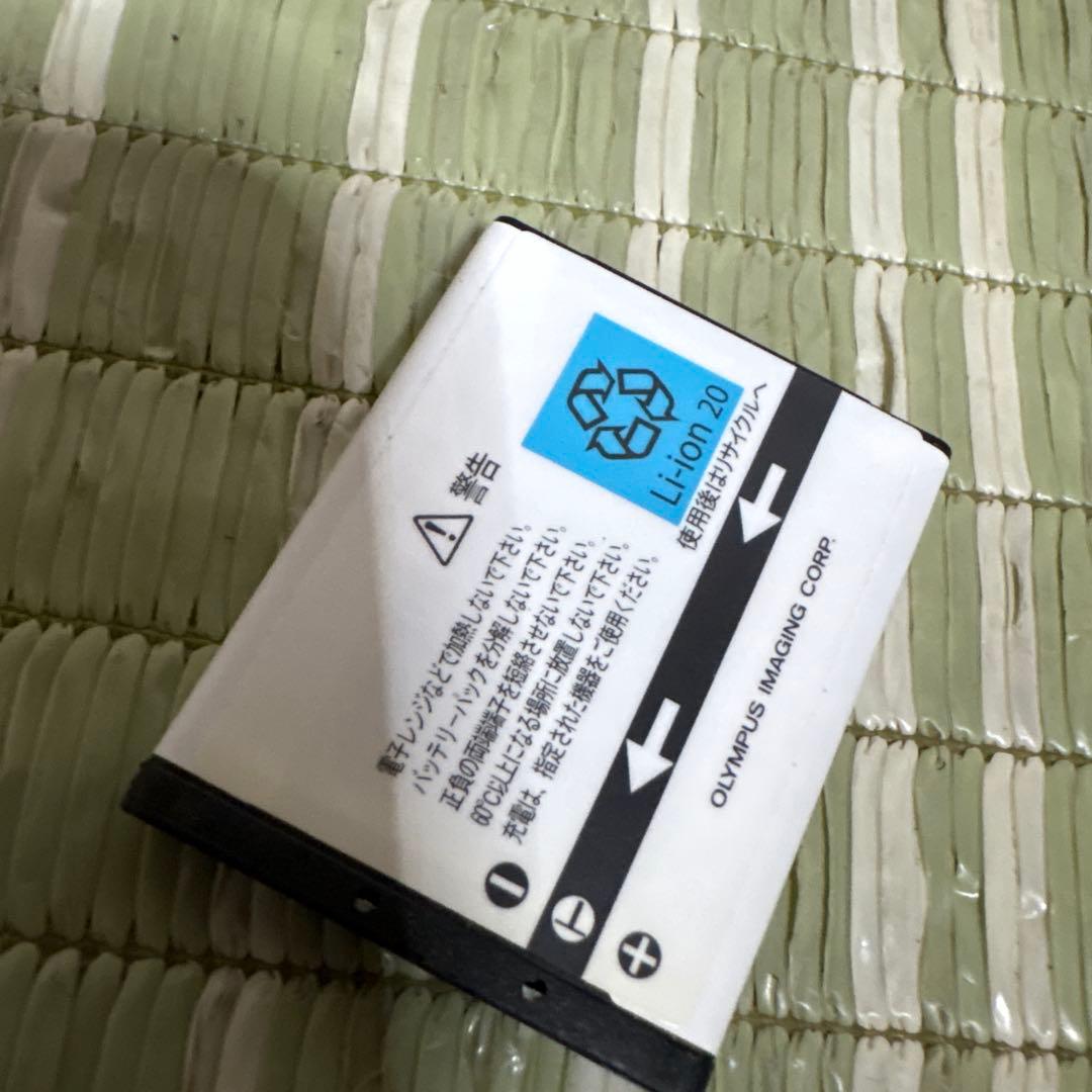 オリンパス　OLYMPUS デジタルカメラ　デジカメ　VG-140