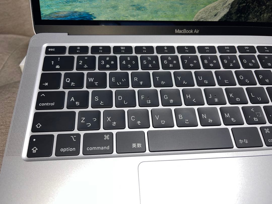 【美品】Apple MacBook Air M1 シルバー　13インチ