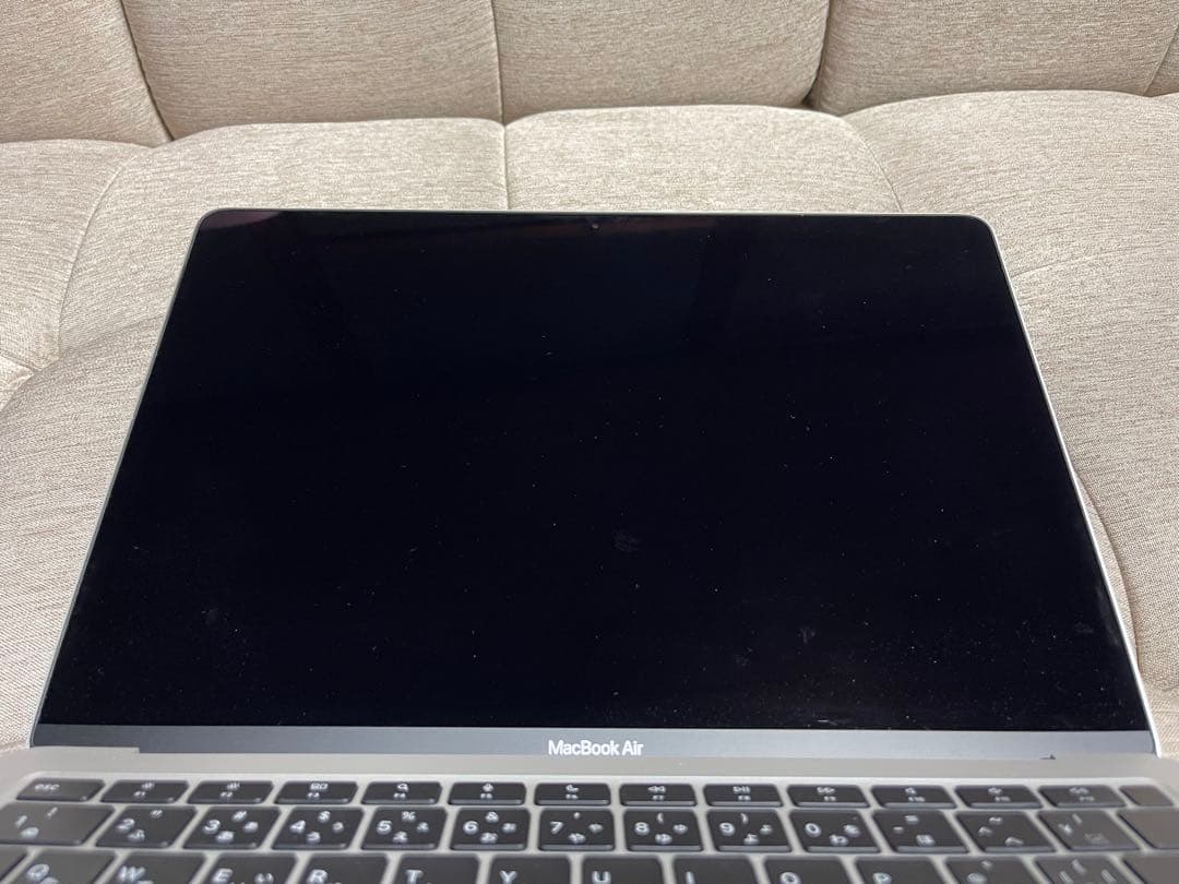 【美品】Apple MacBook Air M1 シルバー　13インチ