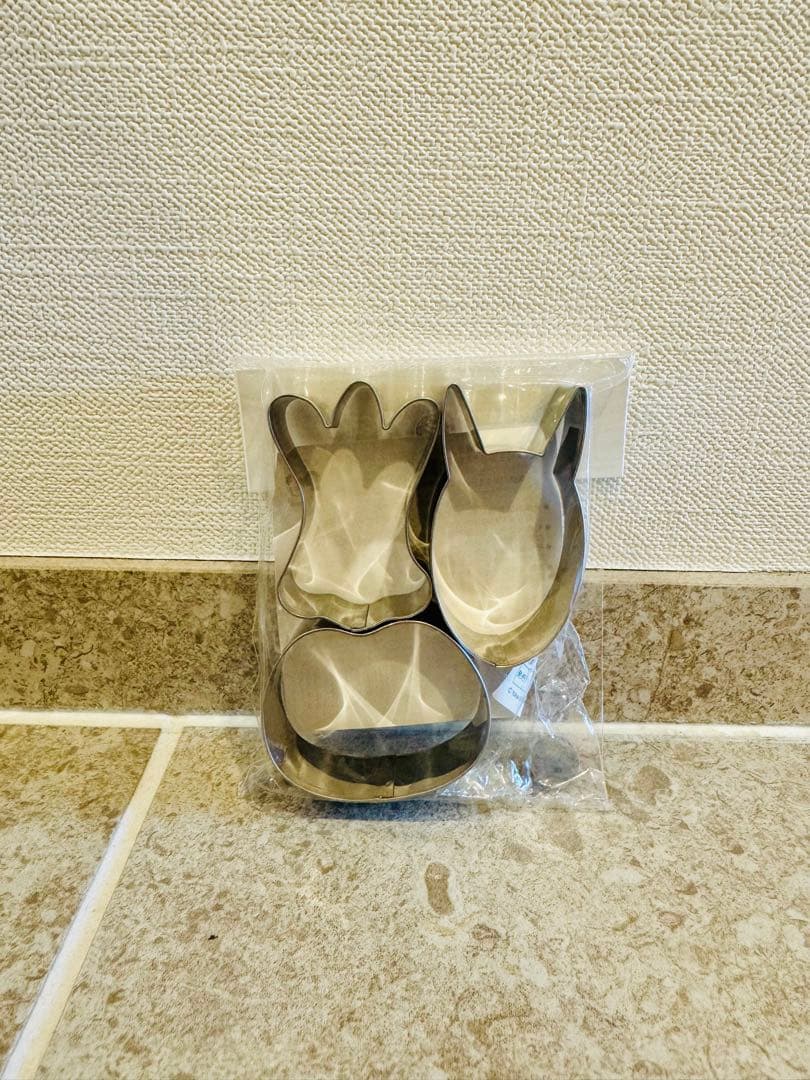 バムとケロ　クッキーカッター　3ケセット　匿名発送　レシピブック