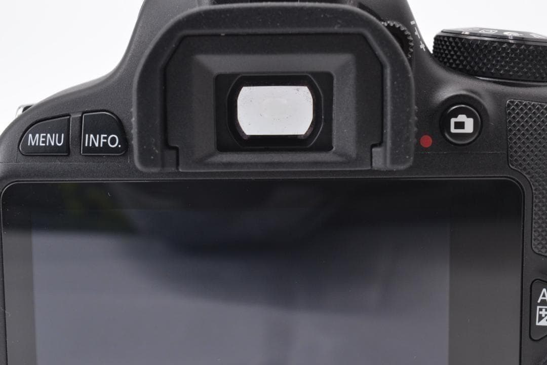 ■ 美品 ■ キャノン　Canon Kiss X7 レンズキット