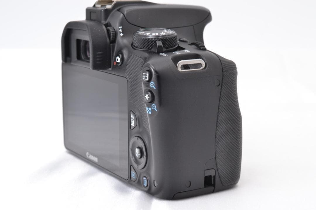 ■ 美品 ■ キャノン　Canon Kiss X7 レンズキット