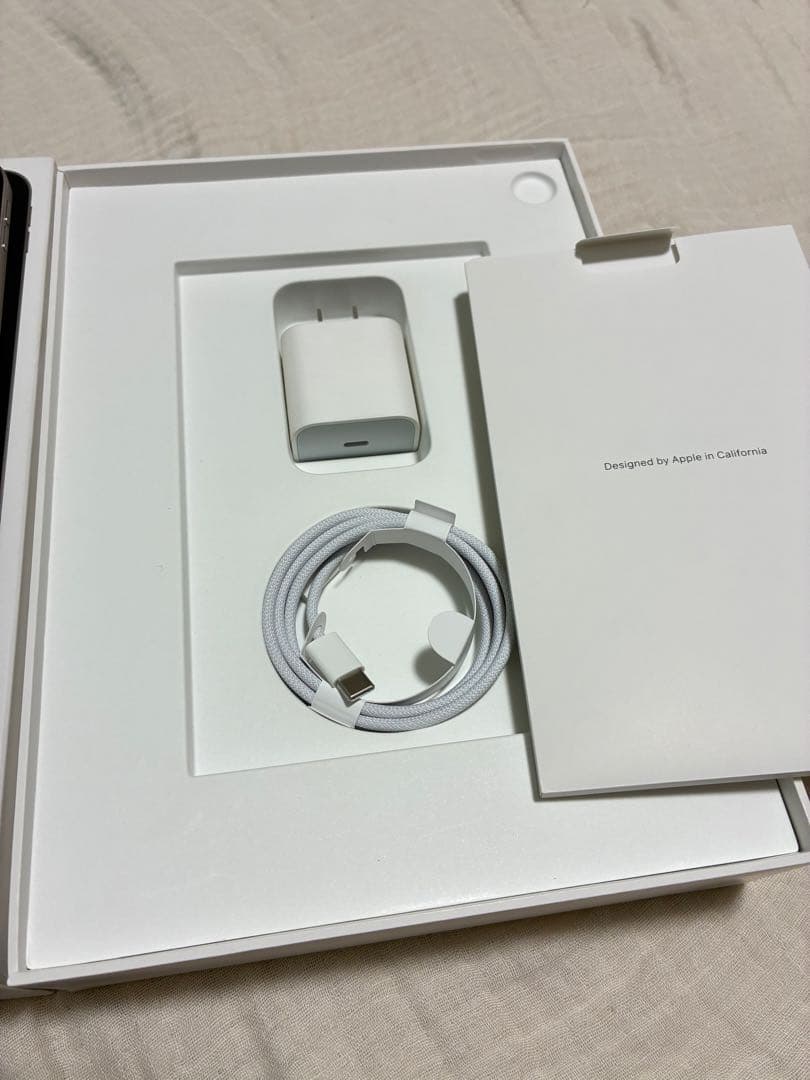 【美品】 iPad Air 第6世代 128GB Wi-Fi 11インチ