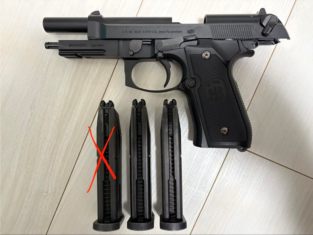 【動作良好／難あり】東京マルイ M9A1 ガスブロ マガジン2本付
