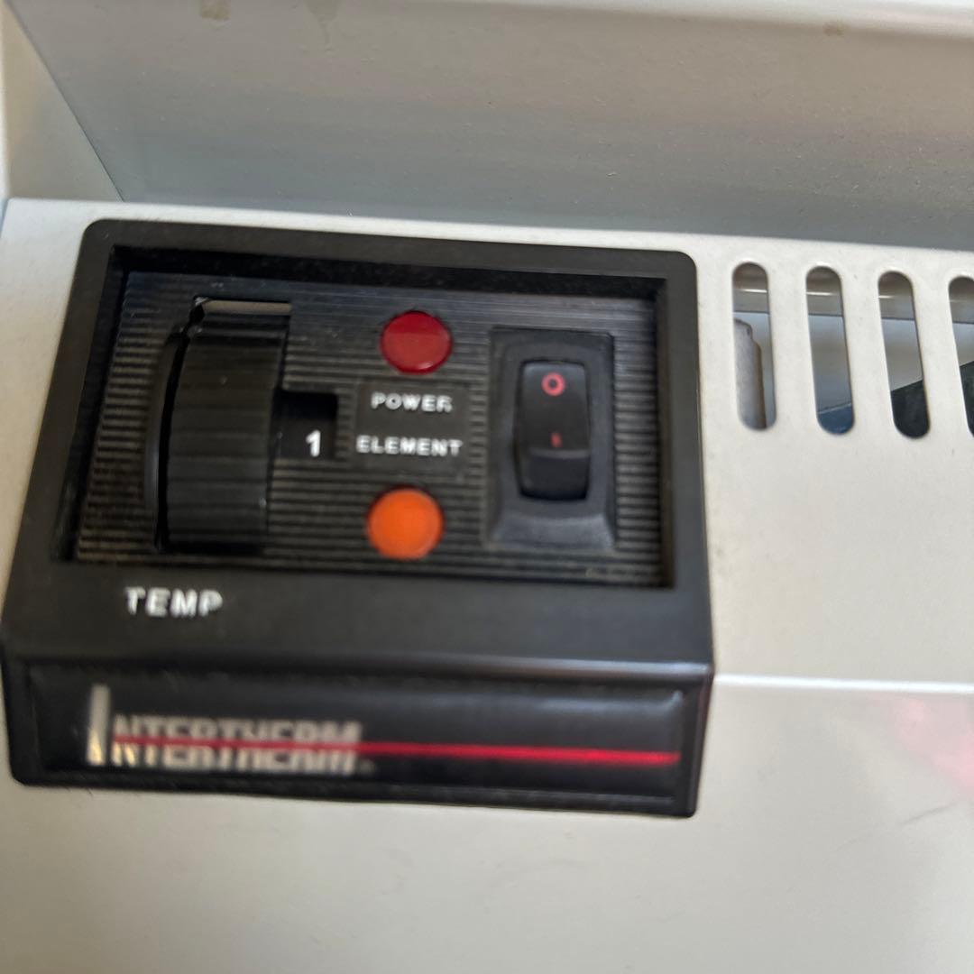 ベースボードヒーター　大型　業務用　100v