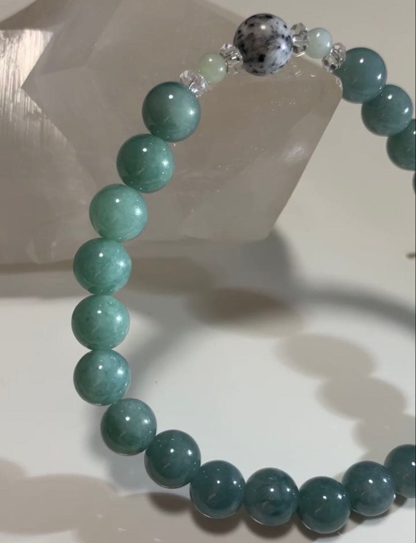 幸運授けるパワー⭐️グアテマラ翡翠　鞍馬石　翡翠　ブレスレット