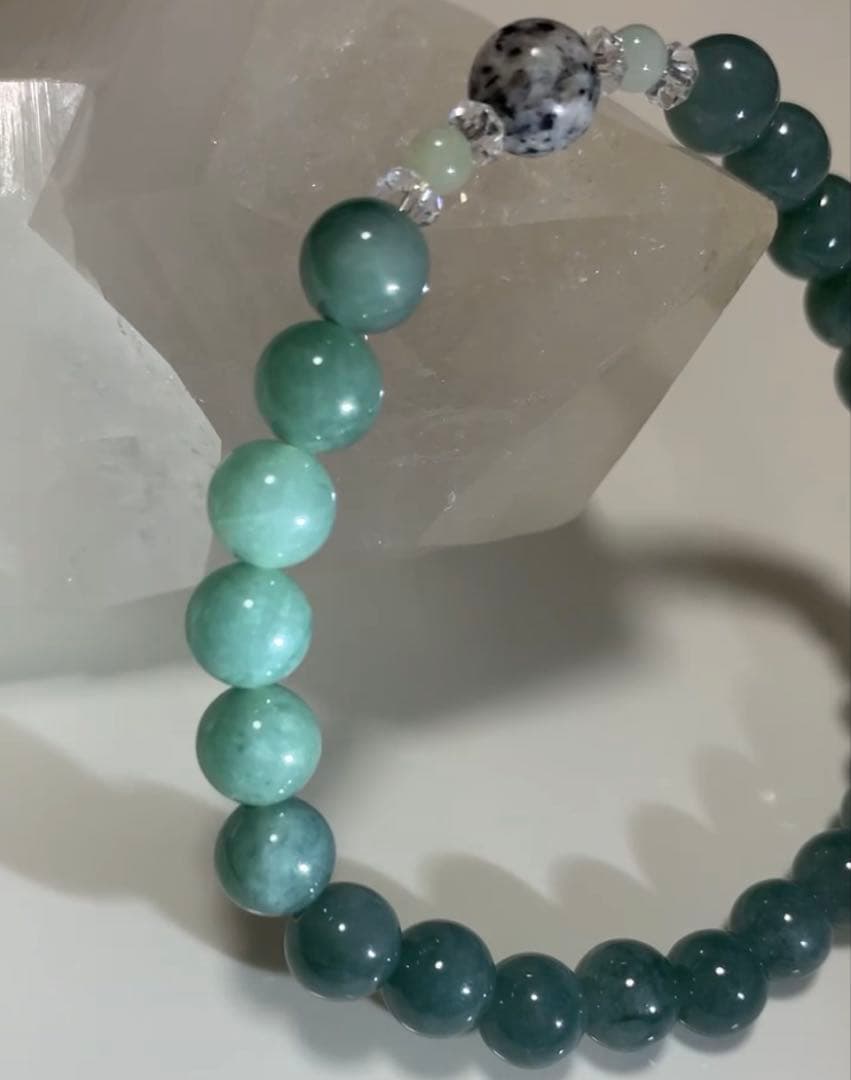 幸運授けるパワー⭐️グアテマラ翡翠　鞍馬石　翡翠　ブレスレット