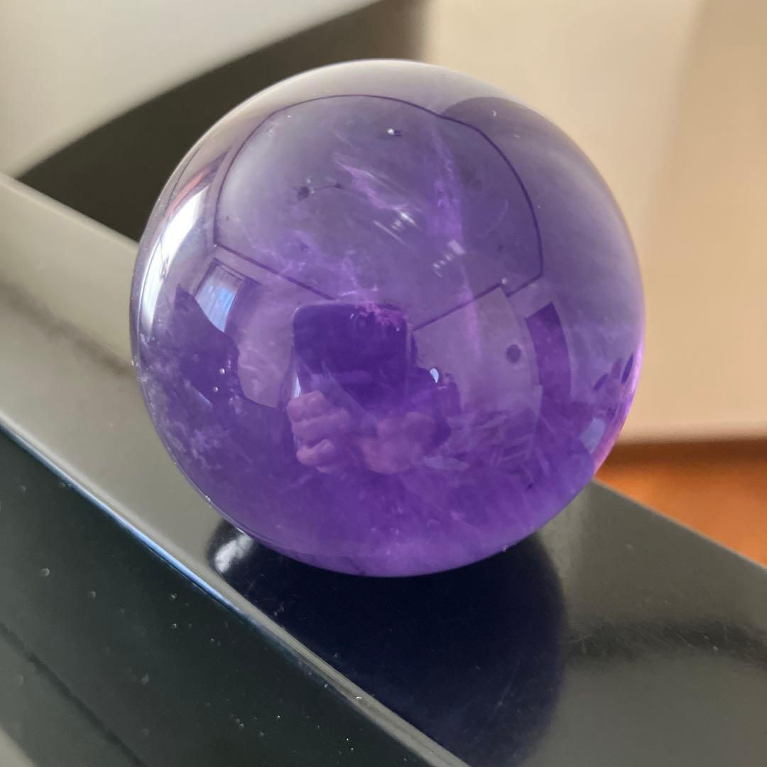 るるさま専用菫色！パープルフローライト　スフィア　天然石置物　E76