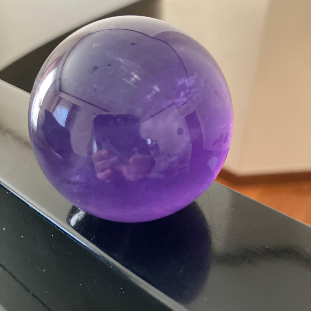 るるさま専用菫色！パープルフローライト　スフィア　天然石置物　E76