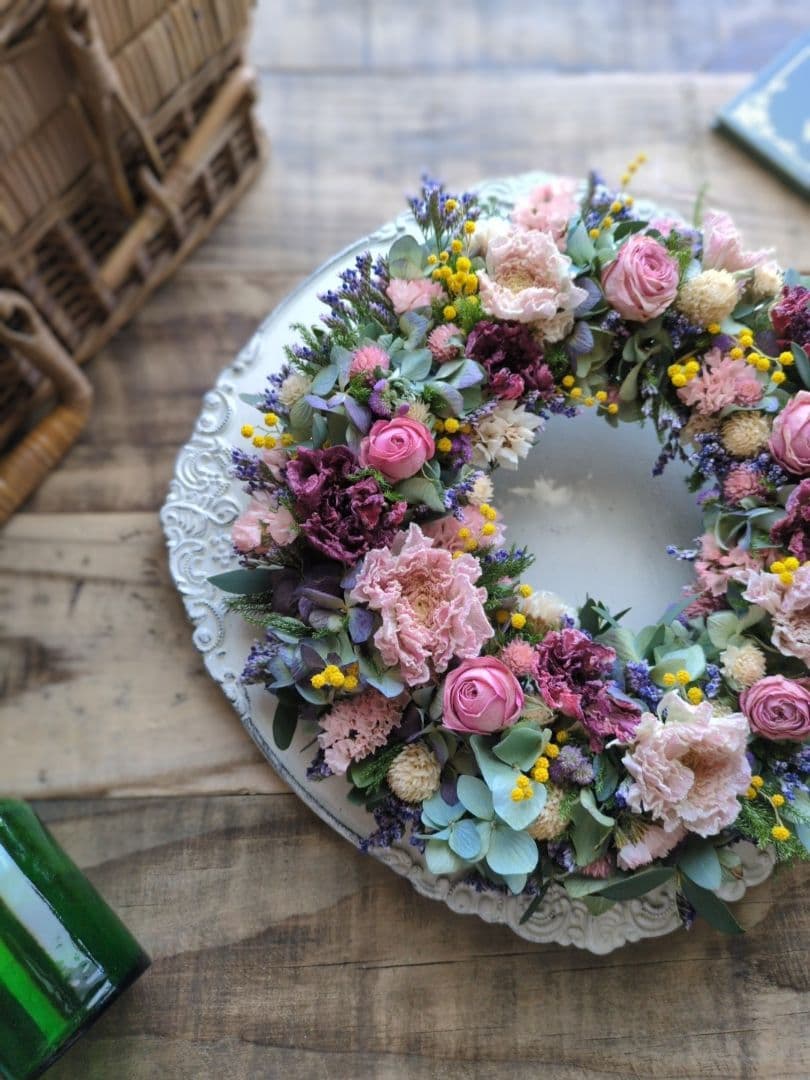 ラナンキュラス&ローズのドライフラワーリース 春色リース　春待ちリース