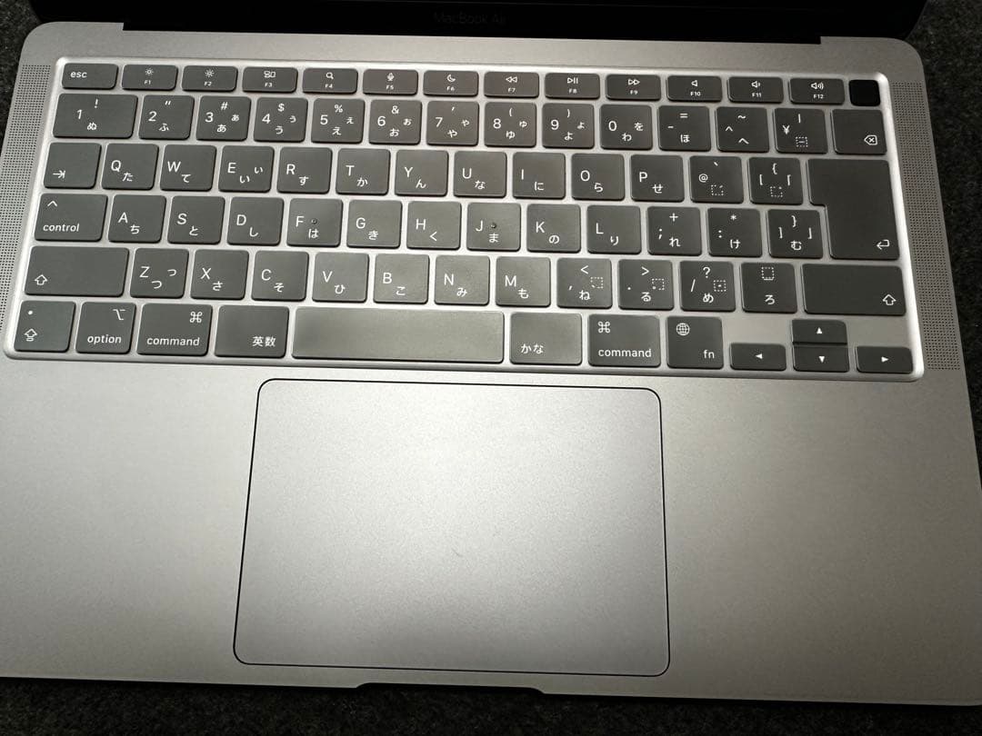 【美品】MacBook Air M1 8GB 256GB キーボードカバーつき