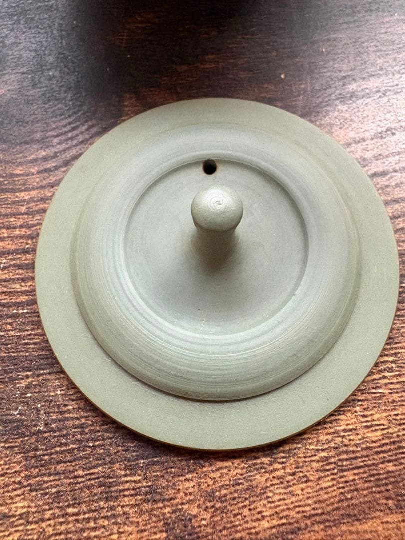 【極美品】常滑焼 緑泥 浮彫松図 急須「千年翠」細密彫刻 セラメッシュ 煎茶道具