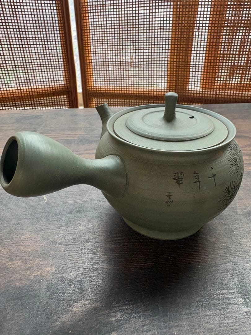 【極美品】常滑焼 緑泥 浮彫松図 急須「千年翠」細密彫刻 セラメッシュ 煎茶道具