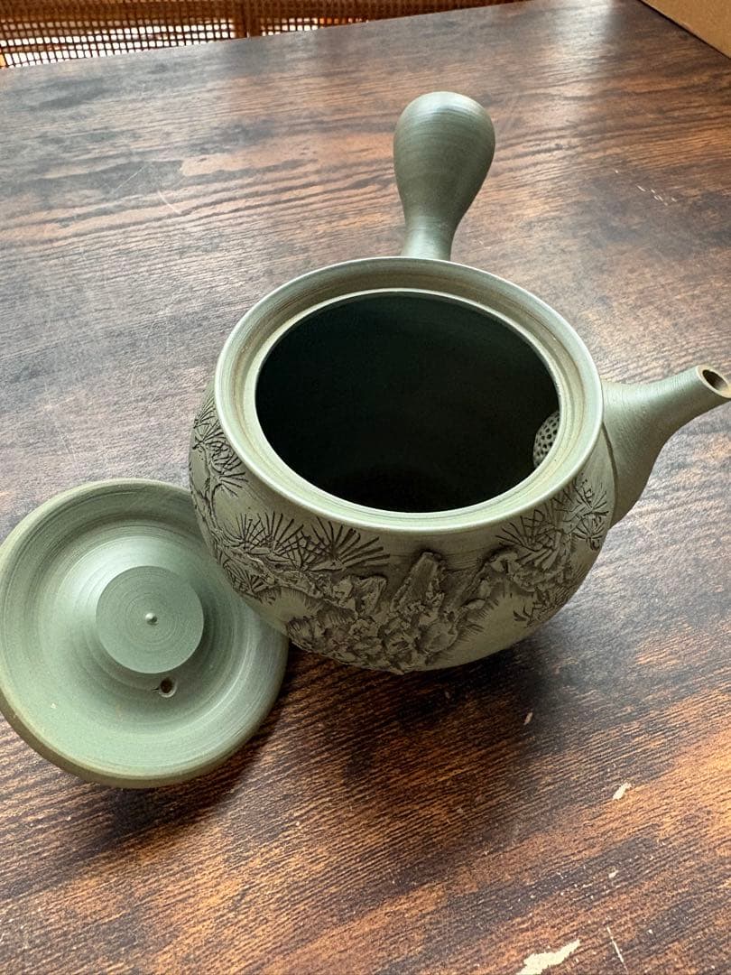 【極美品】常滑焼 緑泥 浮彫松図 急須「千年翠」細密彫刻 セラメッシュ 煎茶道具
