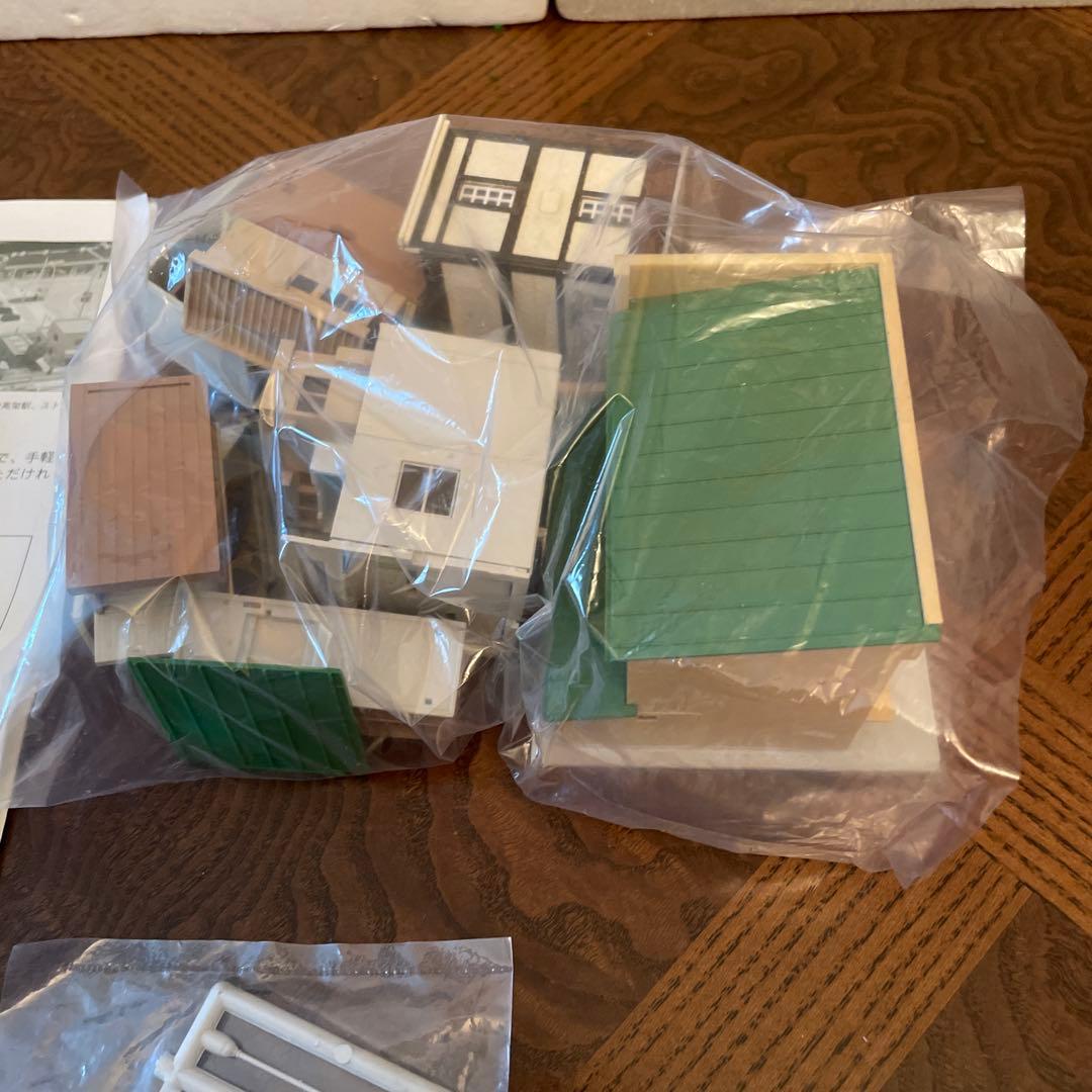 Nゲージ KATO 複線高架駅舎　高架駅延長プレート　駅前道路施設セット