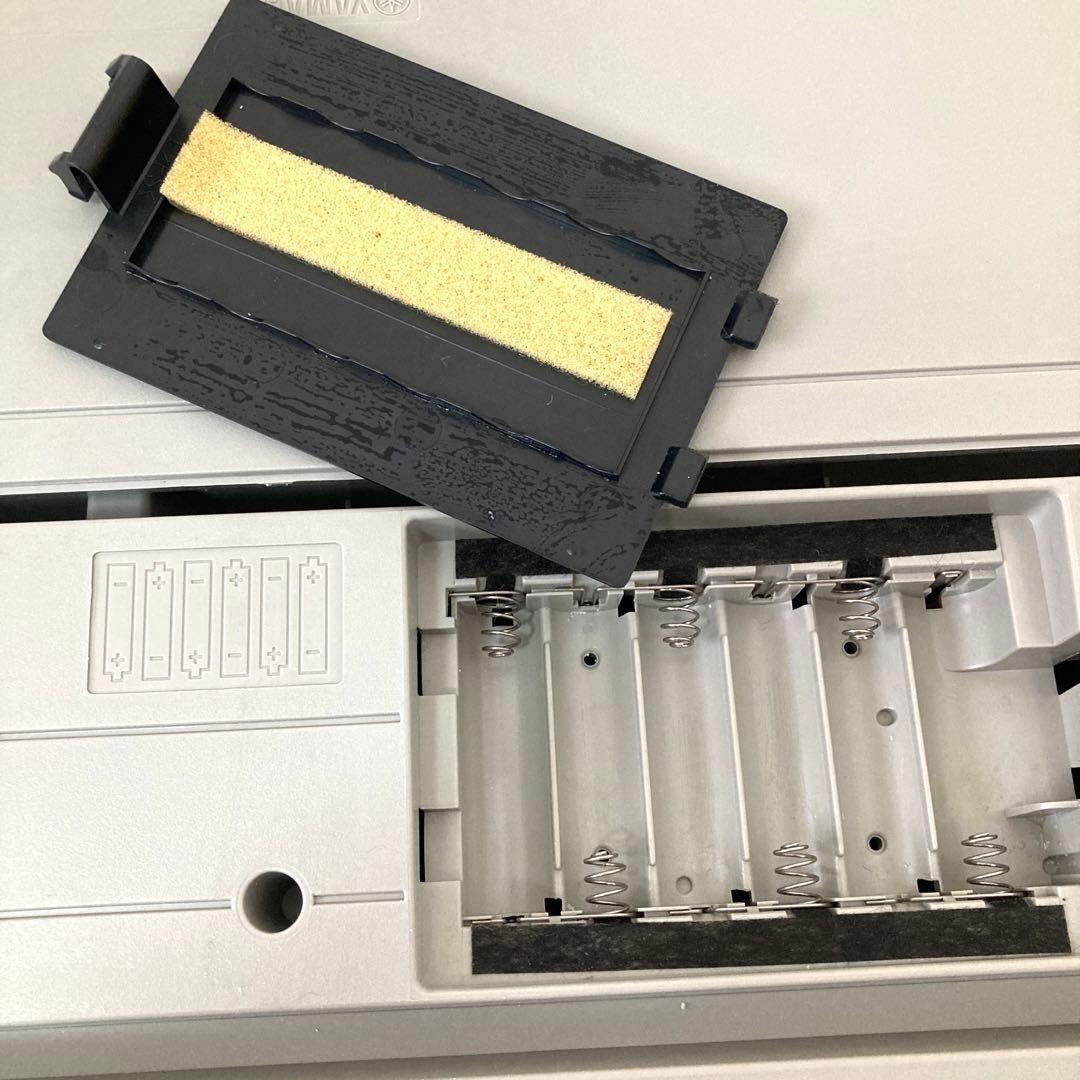 YAMAHA ヤマハ 光ナビゲーション 電子ピアノ 電子キーボードEZ-J210