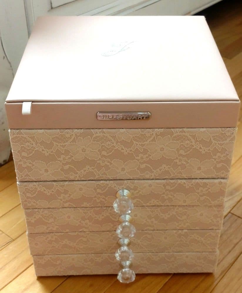 a*。様 【ほぼ未使用】ジルスチュアート クチュール メイクアップ ボックス Ⅱ