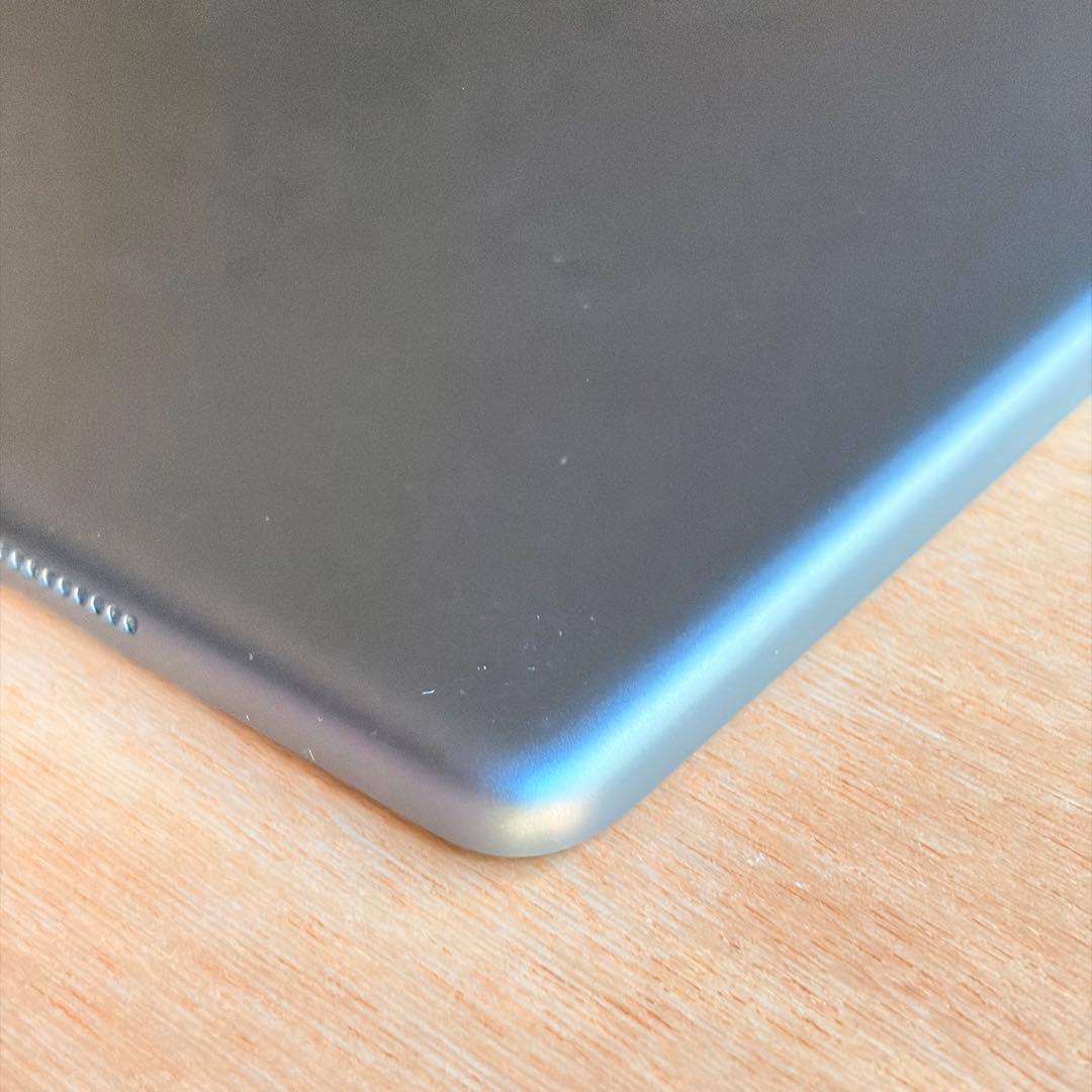 iPad 第8世代 Wi-Fi 32GB 動作OK
