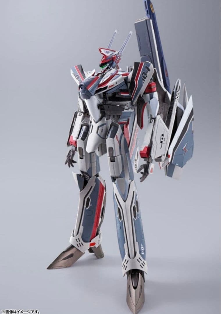 マクロス　VF-31AX