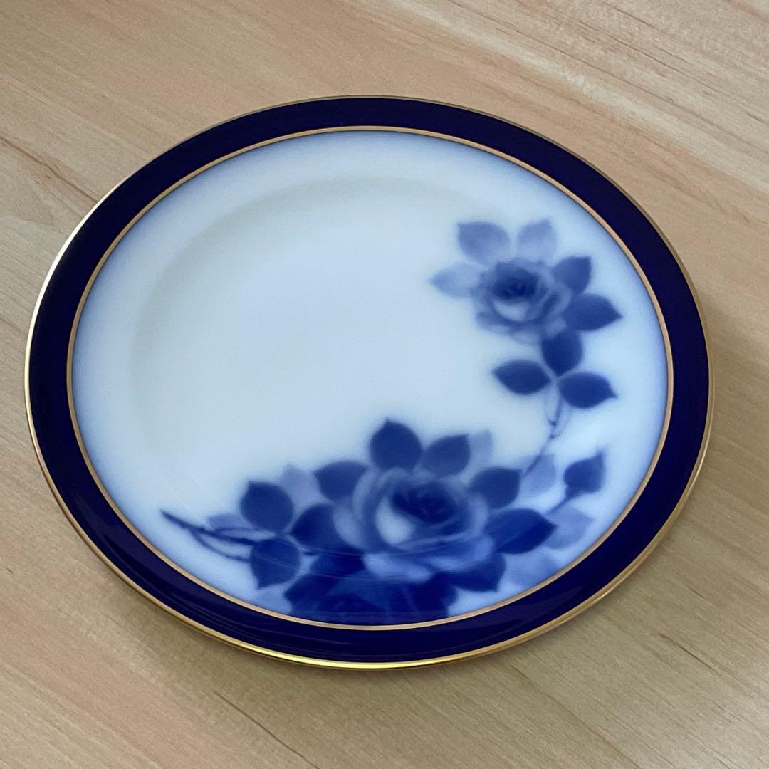未使用 / 大倉陶園100周年記念 / ブルーローズ 17cmパン皿 / 元箱付