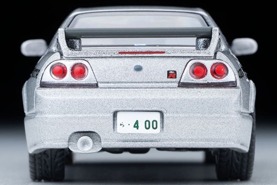 トミカリミテッドヴィンテージネオ　NISMO 400R 松田次生仕様
