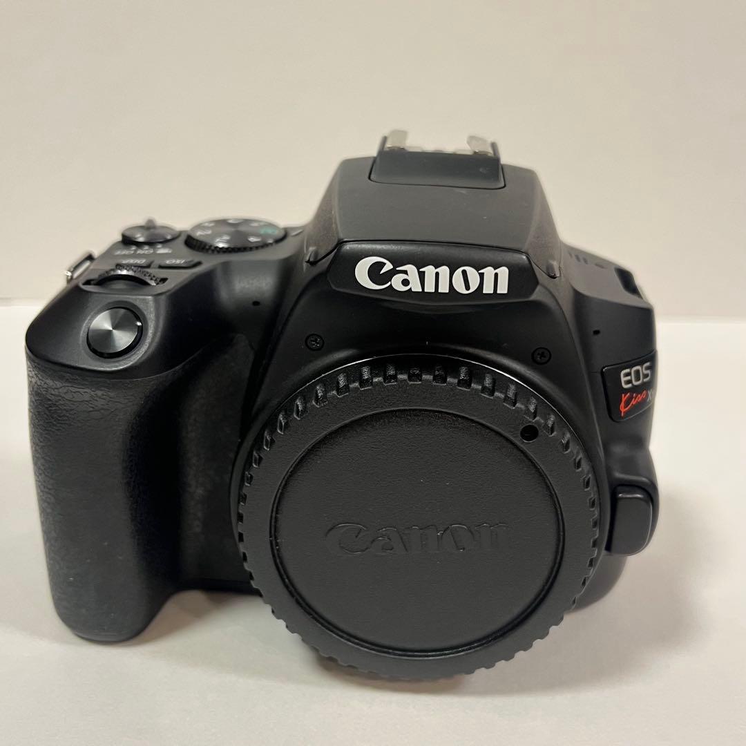 Canon EOS Kiss X10 EF-S 18-55mmレンズ付き