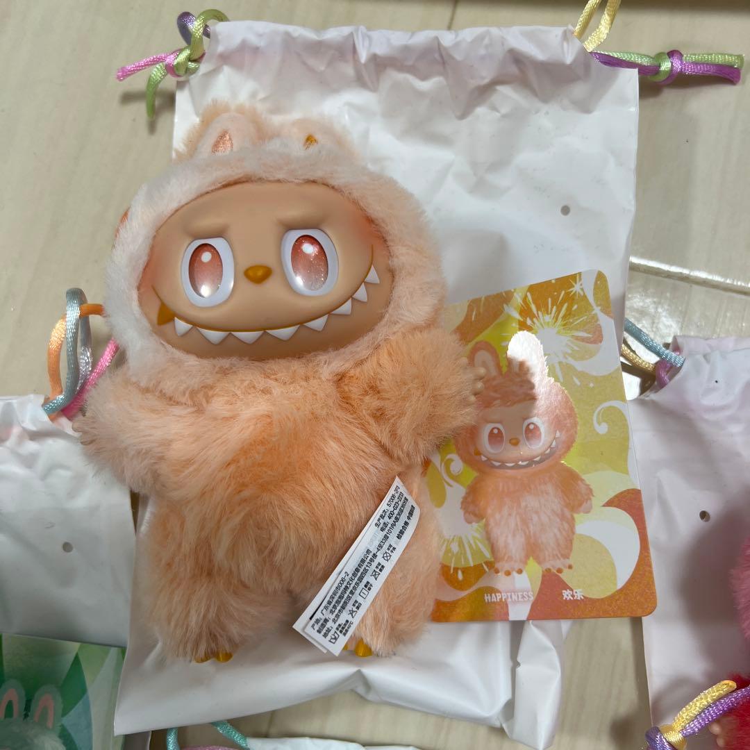 POP MART ぬいぐるみ ラブブ