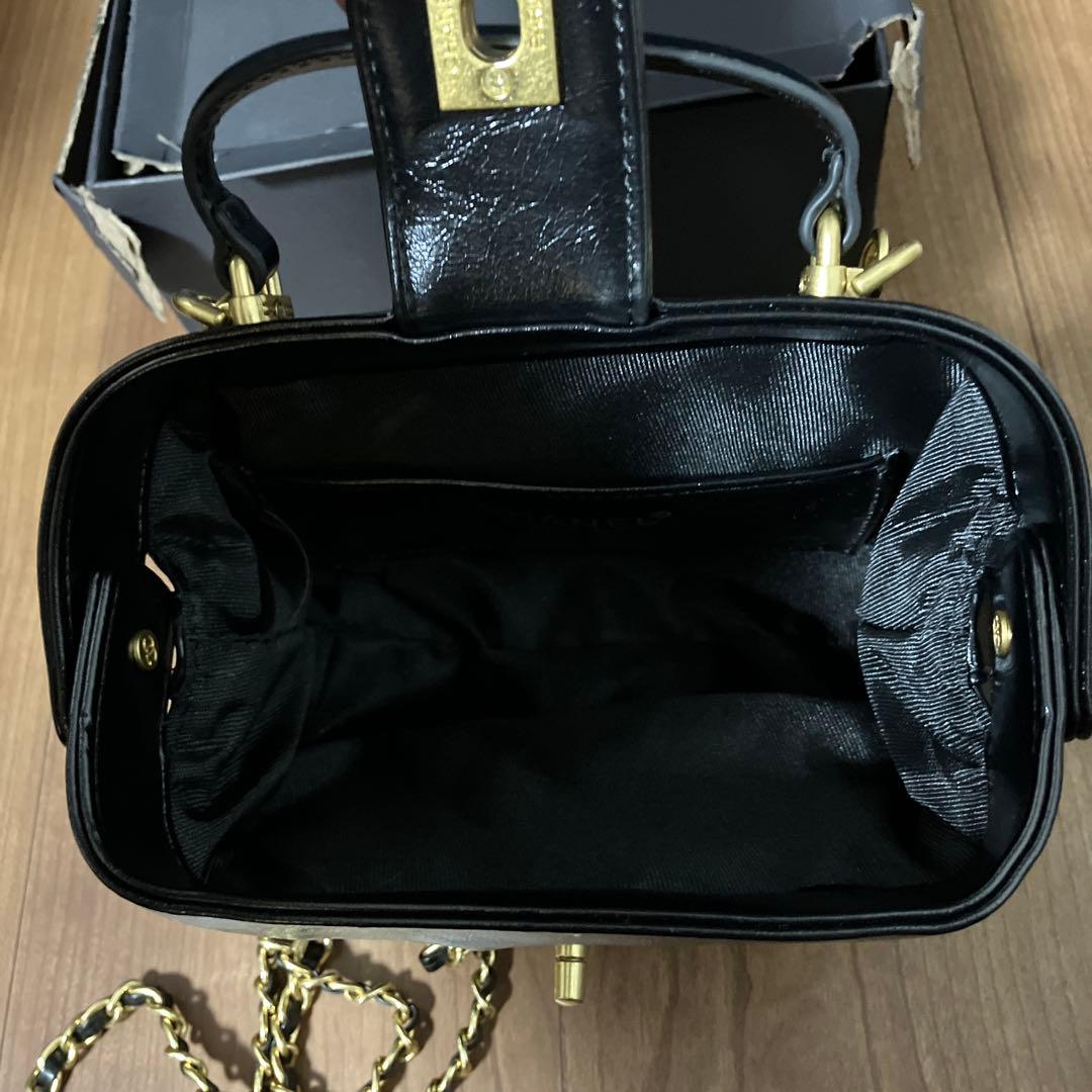 CHANEL メイクアップチェーンボストンバッグ　ブラック