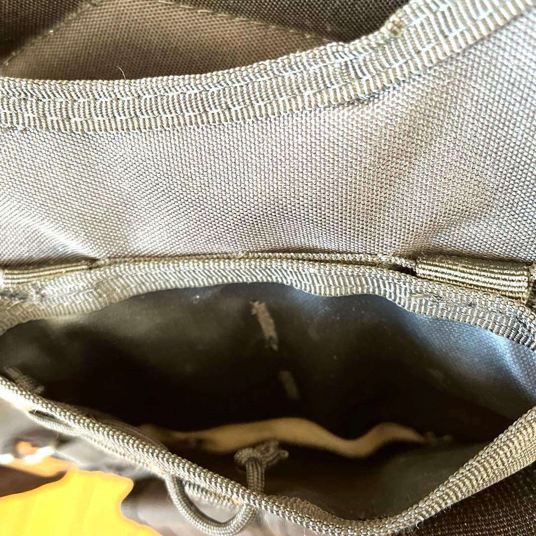 【極美品】プレキャリ　サバゲー　ベスト　装備品 タクティカルベスト収納 黒