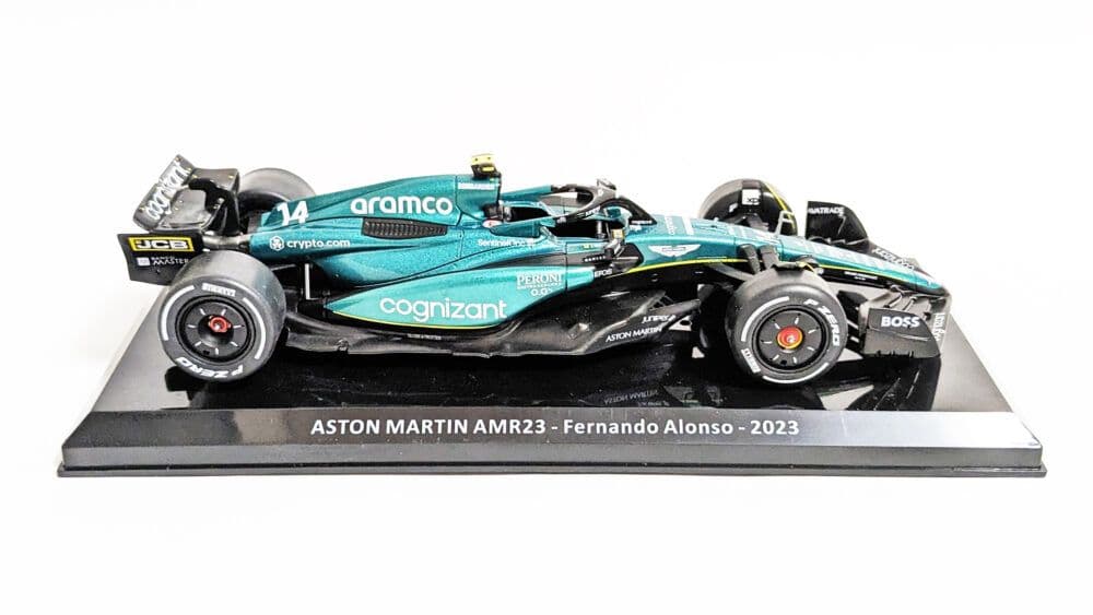 【未開封】F1 ミニカー 1/24 アストンマーティン AMR23