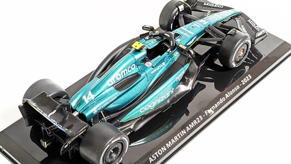 【未開封】F1 ミニカー 1/24 アストンマーティン AMR23