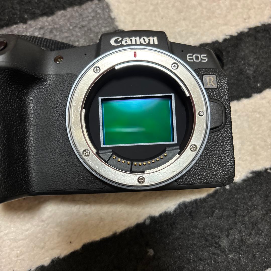 【美品】Canon EOS RP 本体と純正バッテリー2個セット