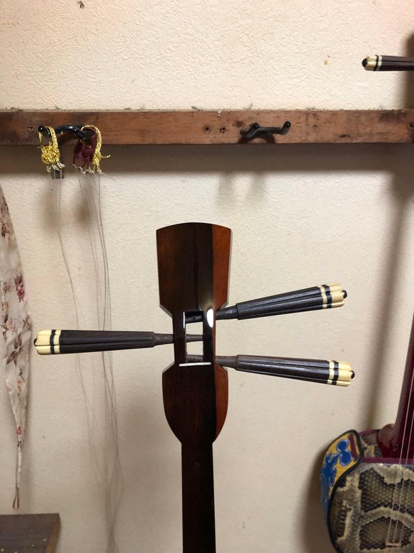 沖縄三線(へーばるー)