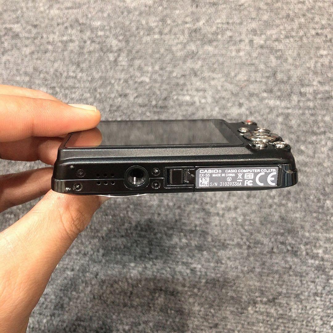 通電確認CASIO EXILIM デジタルカメラ　1個め014