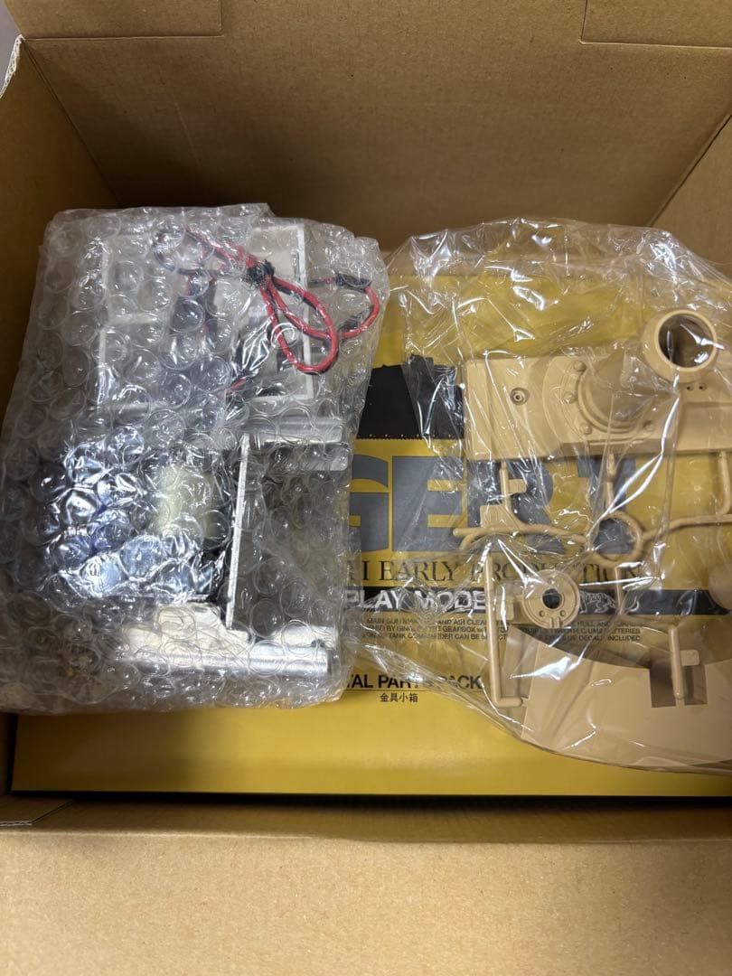 TAMIYA TIGER I 戦車模型 1/16