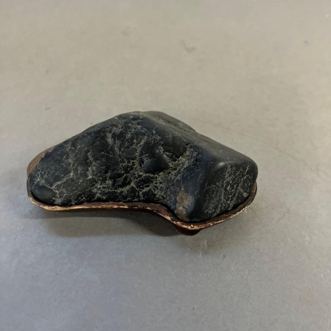 鑑賞石【台座付き】