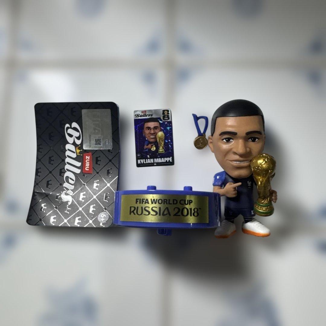 FIFA BALLERSキリアンムバッペ フィギュア シークレット