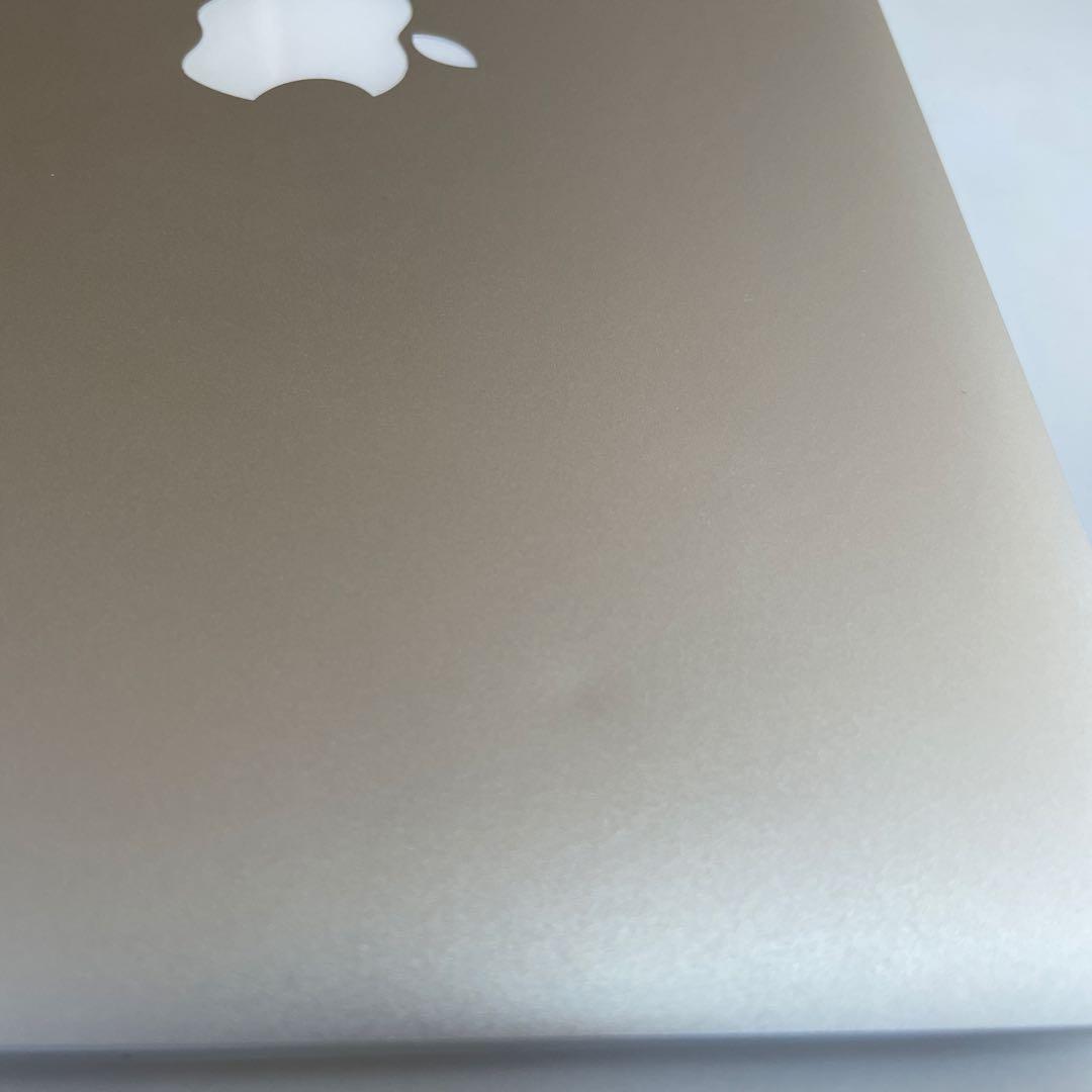 Apple MacBook Air 2015年　11インチ ストレージ128GB