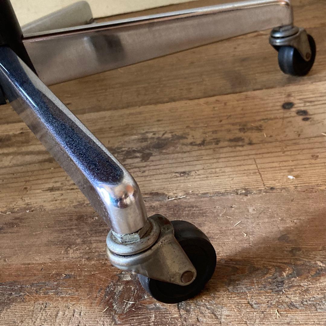 コクヨ ヴィンテージ デスク アームチェア キャスター