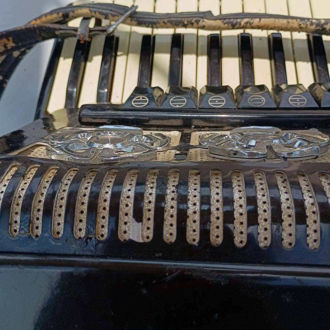 Y*o様 1988)バイレ　アコーディオン　 120ベース41鍵盤