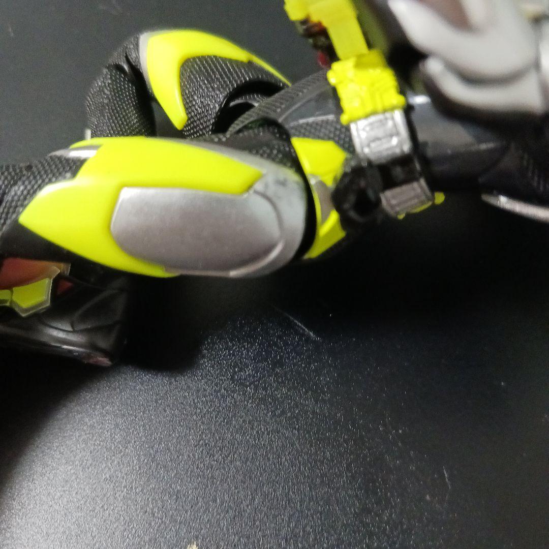 s.h.figuarts　仮面ライダーゼロワン　仮面ライダーゼロツー