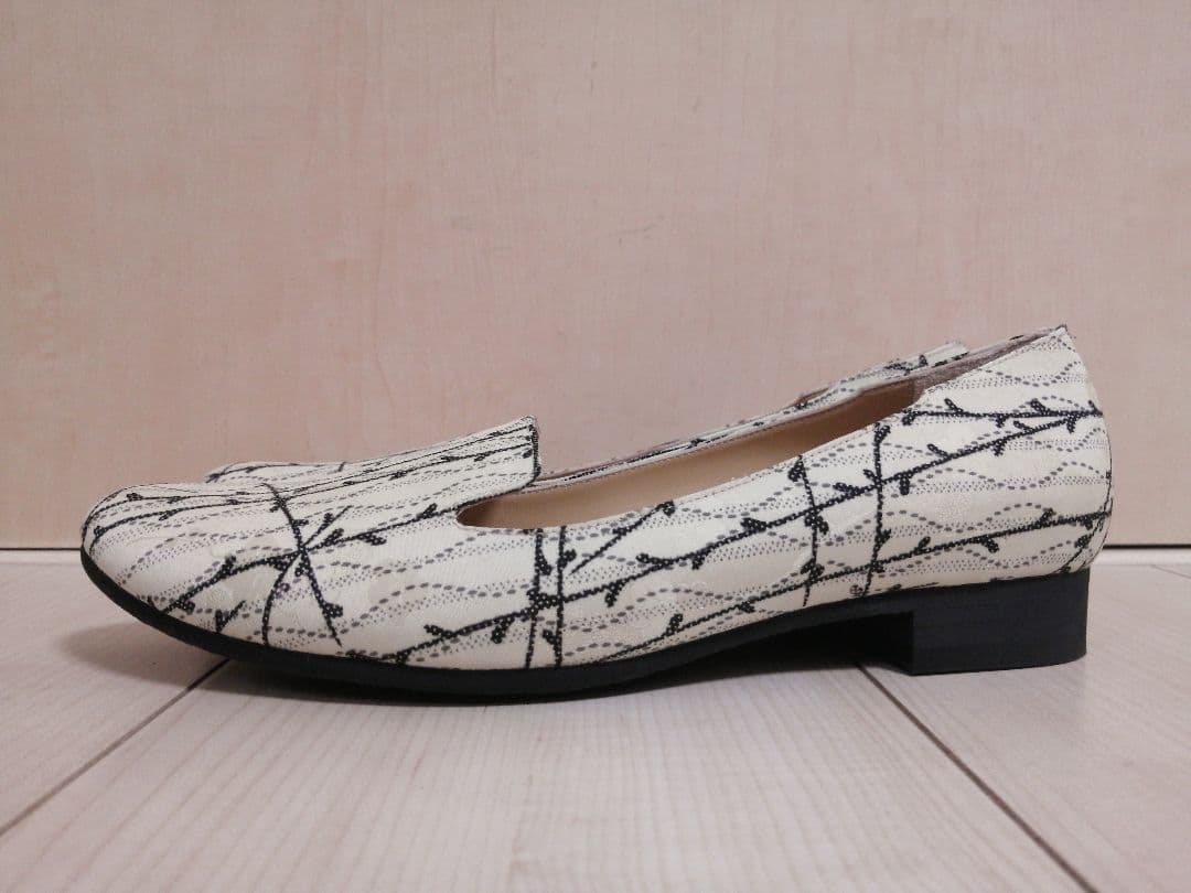 Shoes Bonanza 刺繍パンプス 24.0　ハンドメイド日本製