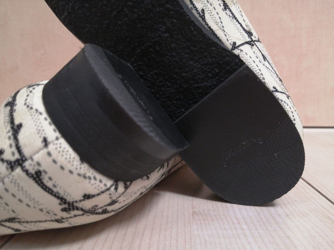Shoes Bonanza 刺繍パンプス 24.0　ハンドメイド日本製