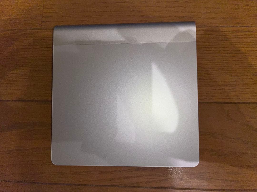 Mac mini (Late 2014) +ワイヤレスキーボード+トラックパッド