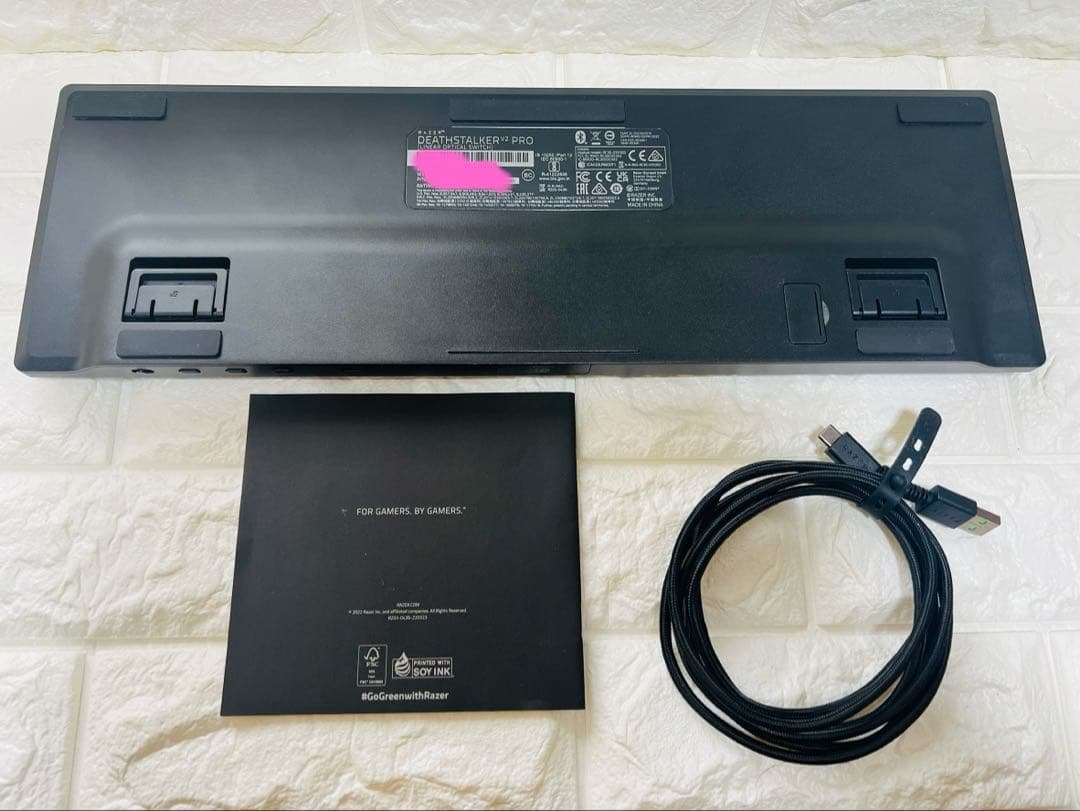 Razer DeathStalker V2 Pro 英語配列 フルサイズ 薄型