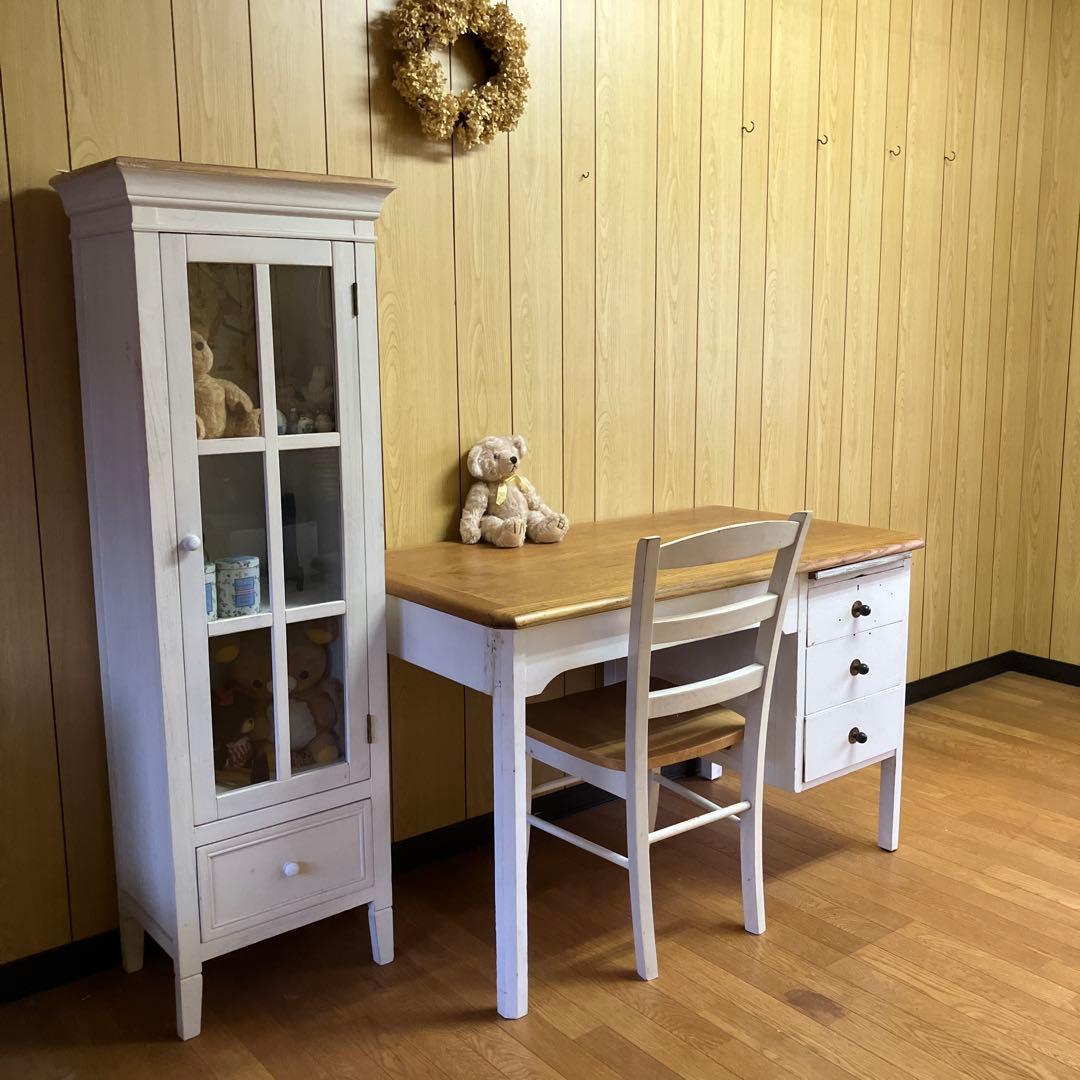 アンティークホワイト木目デスク 3つの引き出し付き