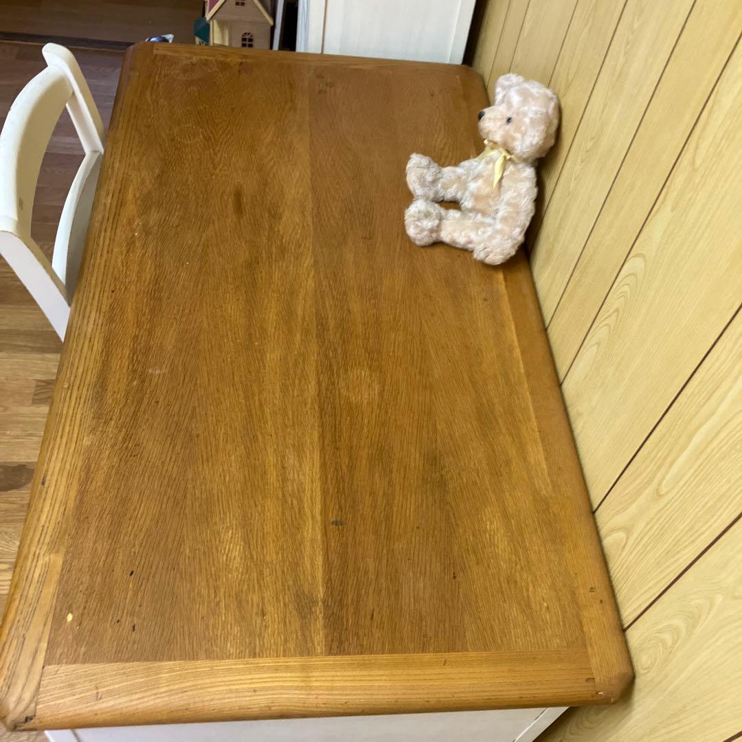 アンティークホワイト木目デスク 3つの引き出し付き