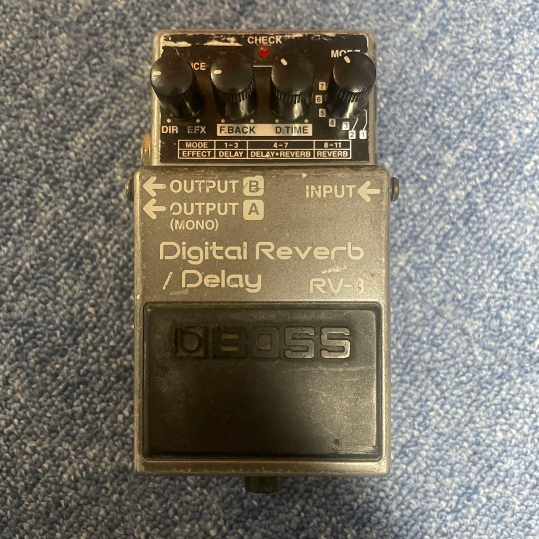 BOSS RV-3 デジタルリバーブ/ディレイ　エフェクター