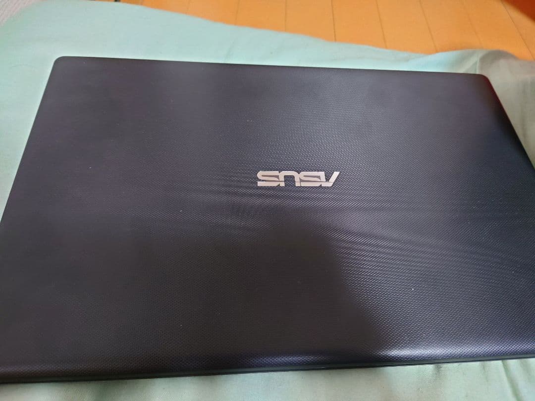 ASUS X551M ノートPC Intel Celeron　N2815搭載